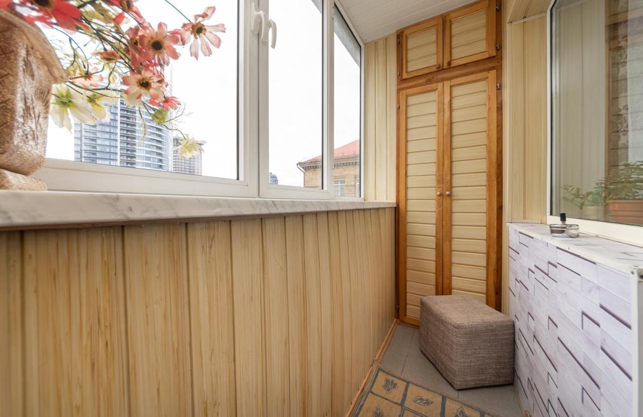 1 Bedroom Apart Near Metro Pecherska Київ Екстер'єр фото